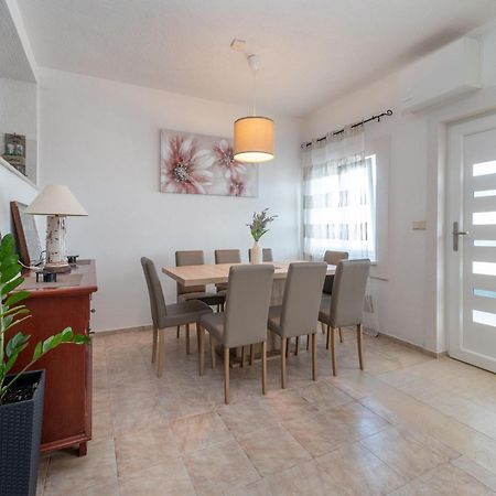 Scenic Sea View,Three Bedroom Villa With Pool Trogir Zewnętrze zdjęcie