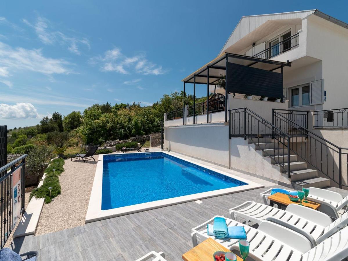Scenic Sea View,Three Bedroom Villa With Pool Trogir Zewnętrze zdjęcie