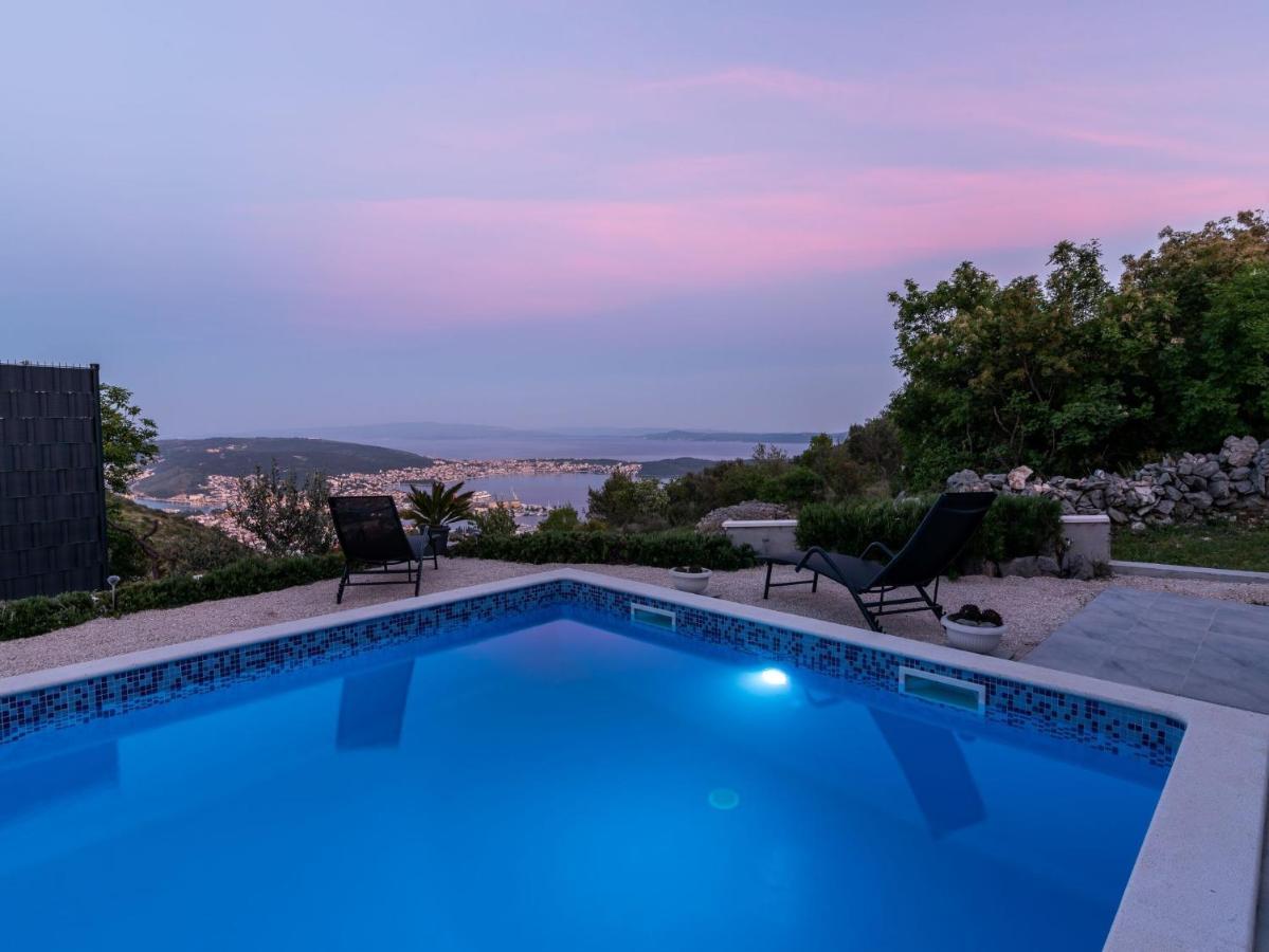 Scenic Sea View,Three Bedroom Villa With Pool Trogir Zewnętrze zdjęcie