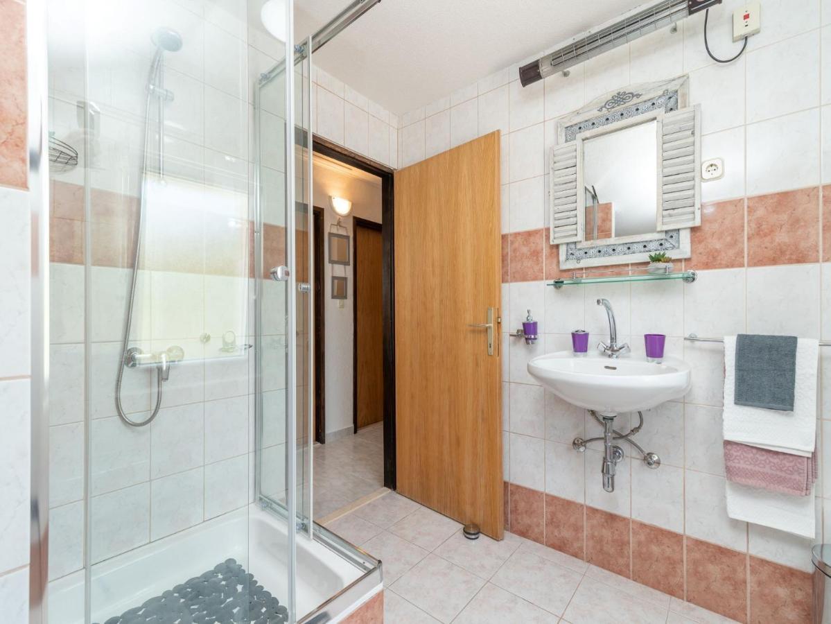 Scenic Sea View,Three Bedroom Villa With Pool Trogir Zewnętrze zdjęcie