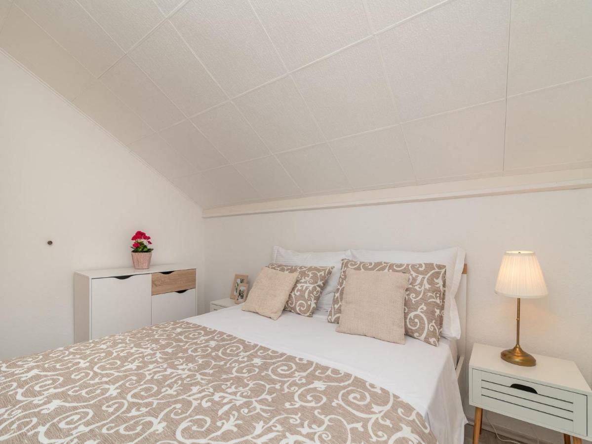 Scenic Sea View,Three Bedroom Villa With Pool Trogir Zewnętrze zdjęcie
