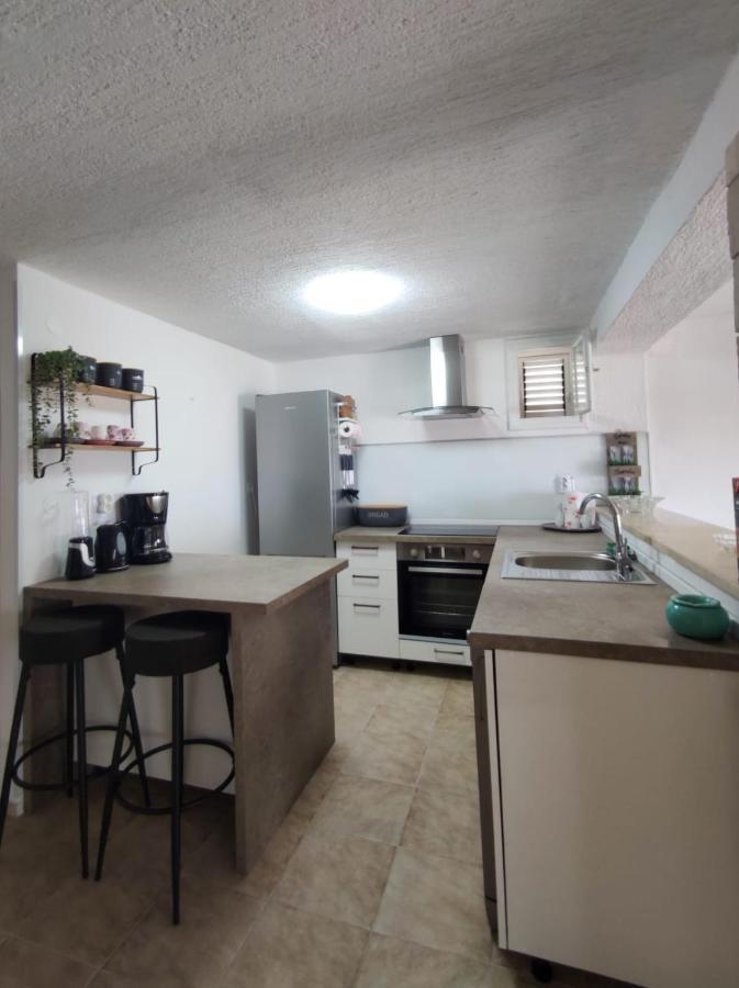 Scenic Sea View,Three Bedroom Villa With Pool Trogir Zewnętrze zdjęcie