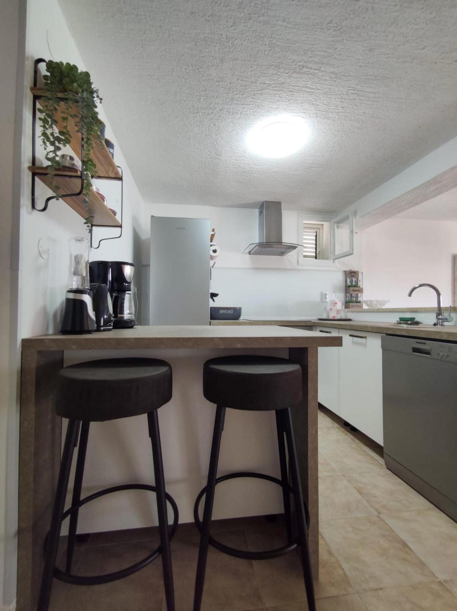 Scenic Sea View,Three Bedroom Villa With Pool Trogir Zewnętrze zdjęcie